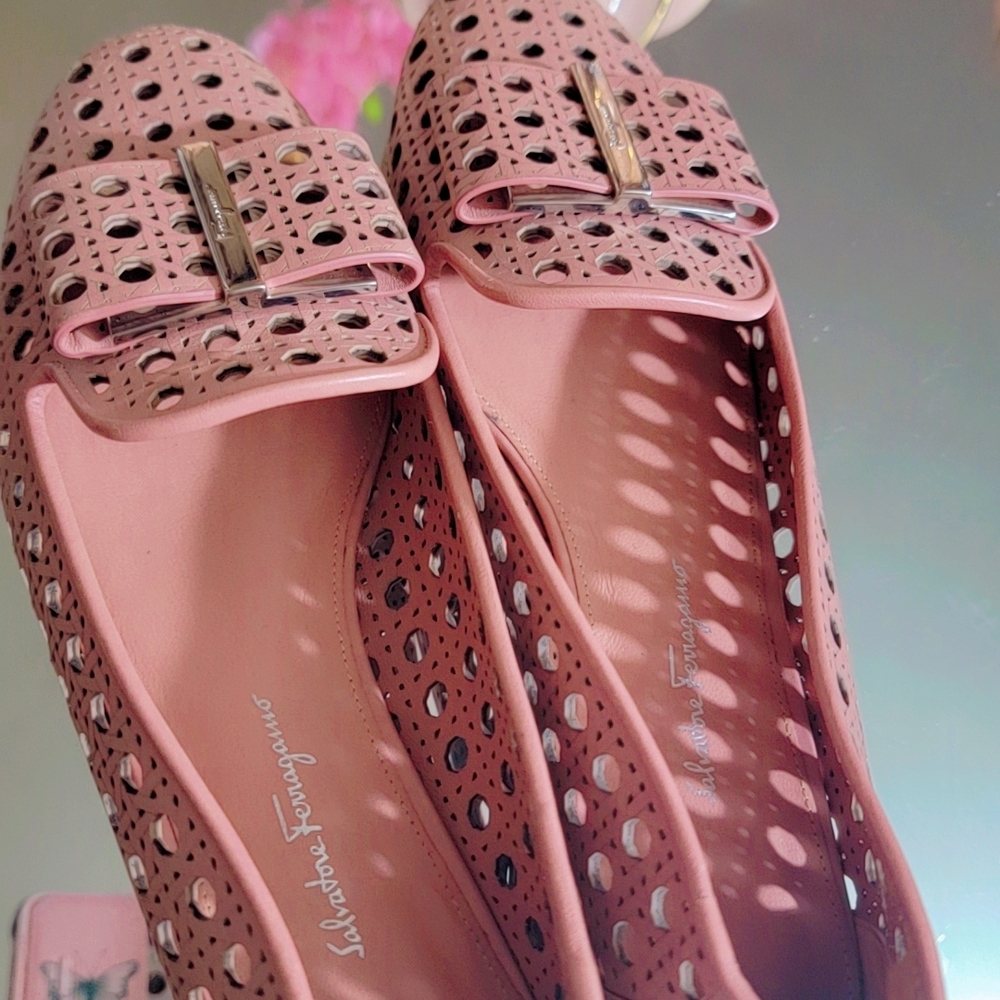 Salvatore Ferragamo Pink Perforated Women's Shoes Used Like New Worn Twice.